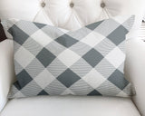 Clementine Checkered Reversible Indoor/Outdoor Rectangular Pillow