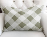 Clementine Checkered Reversible Indoor/Outdoor Rectangular Pillow