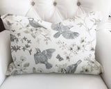Cosette Bird Reversible Indoor/Outdoor Rectangular Pillow